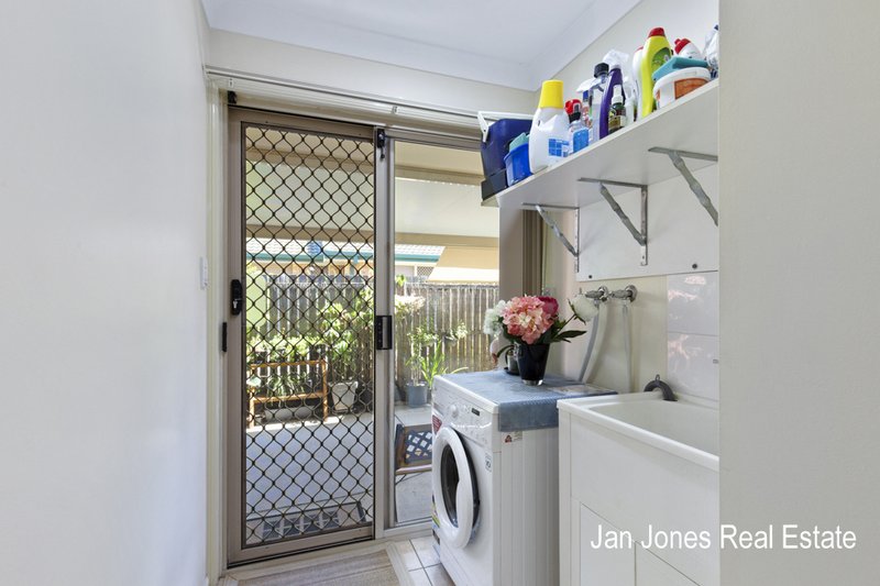 Photo - 2/5 Belvedere Street, Clontarf QLD 4019 - Image 12