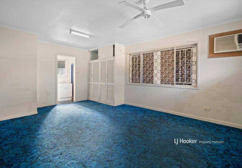 Photo - 25 Benaud Street, Macgregor QLD 4109 - Image 14