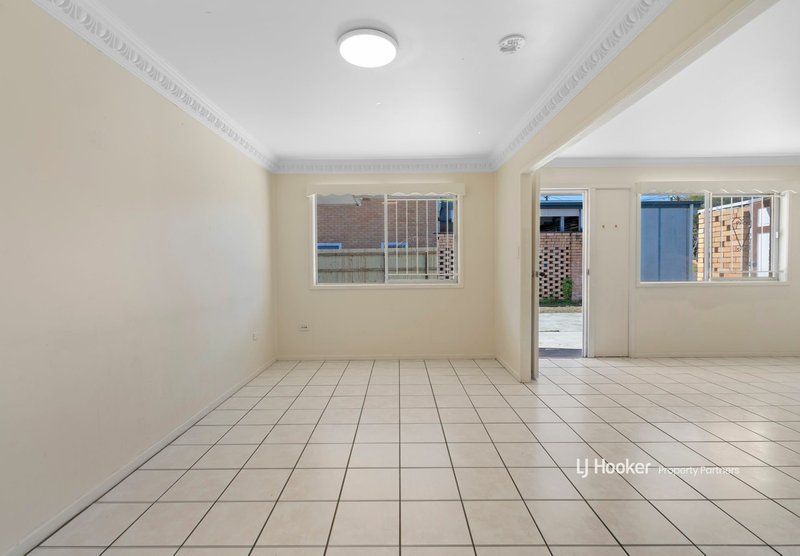 Photo - 25 Benaud Street, Macgregor QLD 4109 - Image 20