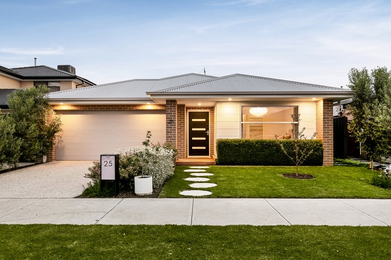 25 Berri Avenue, Officer South VIC 3809