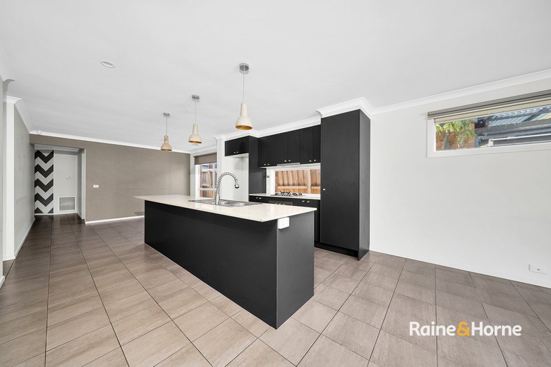 Photo - 25 Bianca Boulevard, Tarneit VIC 3029 - Image 7