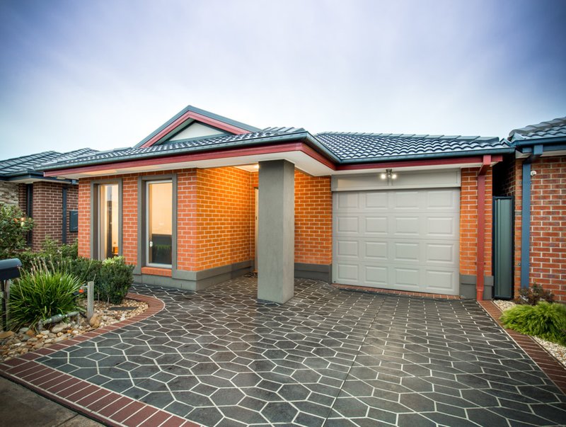 25 Birchmore Circuit, Truganina VIC 3029