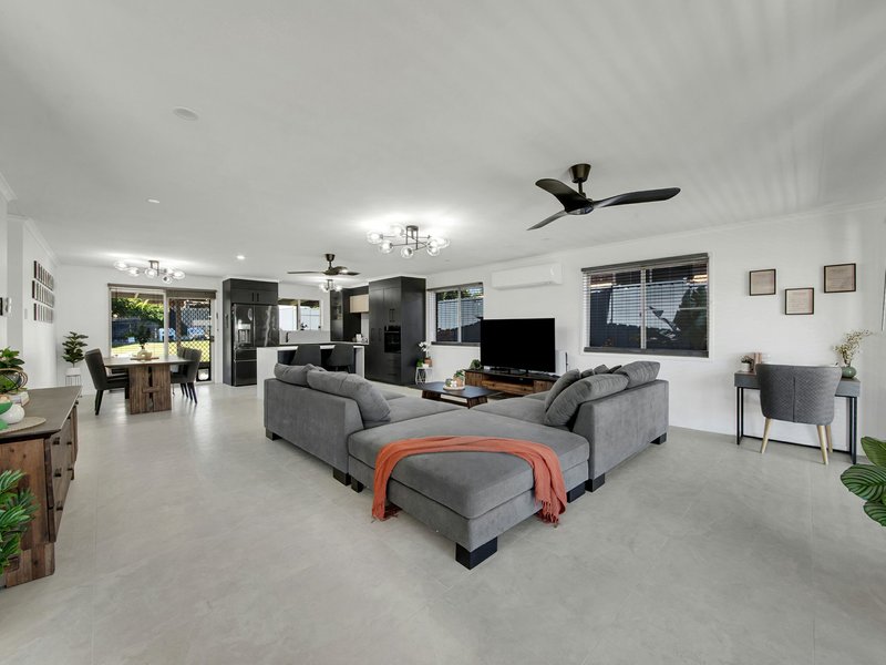 Photo - 25 Blackwell Street, Tannum Sands QLD 4680 - Image 3