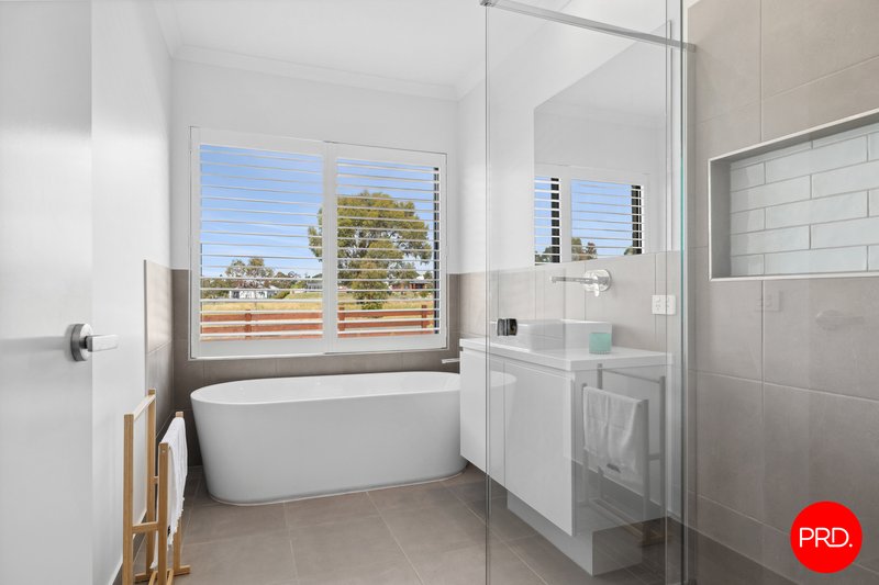 Photo - 25 Blanchfield Drive, Kyneton VIC 3444 - Image 18