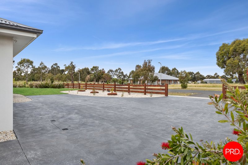Photo - 25 Blanchfield Drive, Kyneton VIC 3444 - Image 24