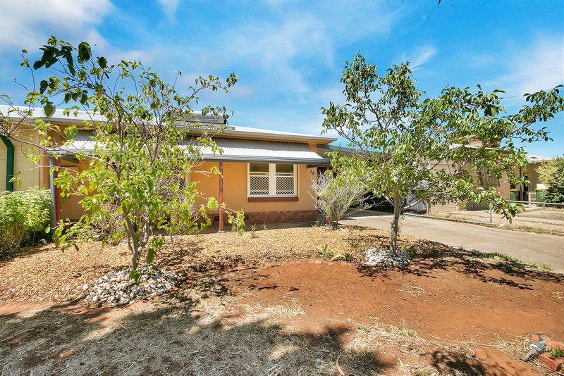 Photo - 25 Blencowe Street, Elizabeth Grove SA 5112 - Image 4