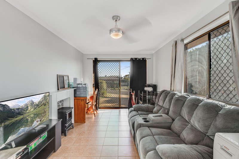 Photo - 25 Blue Gum Drive, Newtown QLD 4350 - Image 6