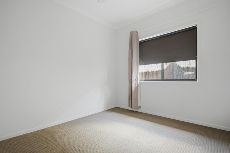 Photo - 25 Blue Mountains Crescent, Fitzgibbon QLD 4018 - Image 10