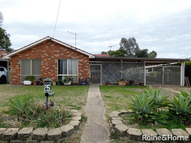 25 Blueberry Road, Moree NSW 2400