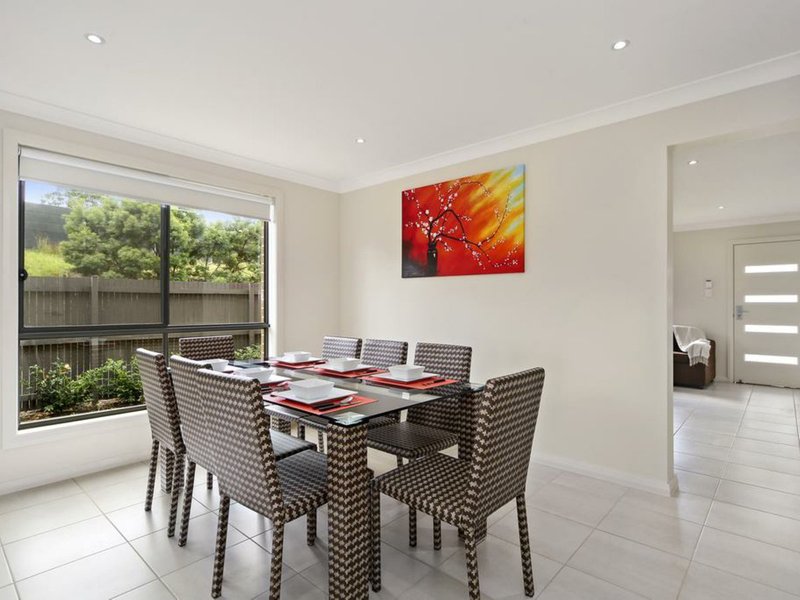 Photo - 25 Boab Place, Casula NSW 2170 - Image 3