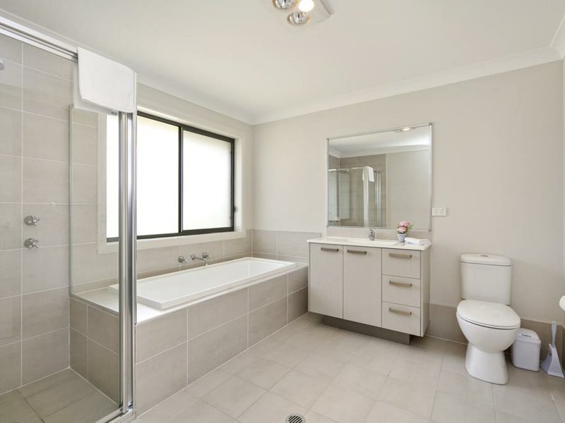 Photo - 25 Boab Place, Casula NSW 2170 - Image 9