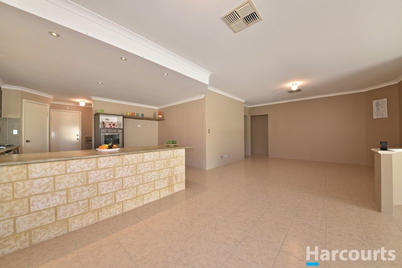 Photo - 25 Bonington Parkway, Ashby WA 6065 - Image 14