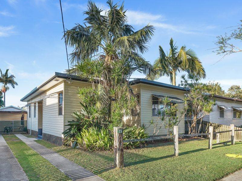 Photo - 25 Booyun Street, Brunswick Heads NSW 2483 - Image 1