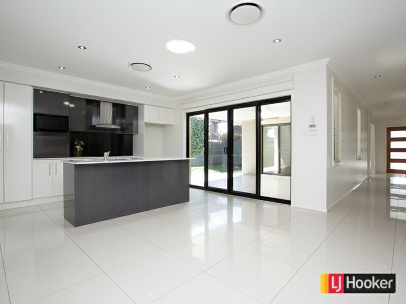 Photo - 25 Boulevard Place, Hillvue NSW 2340 - Image 8