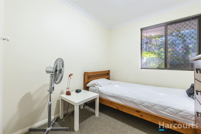 Photo - 25 Boyare Avenue, Mirrabooka WA 6061 - Image 11