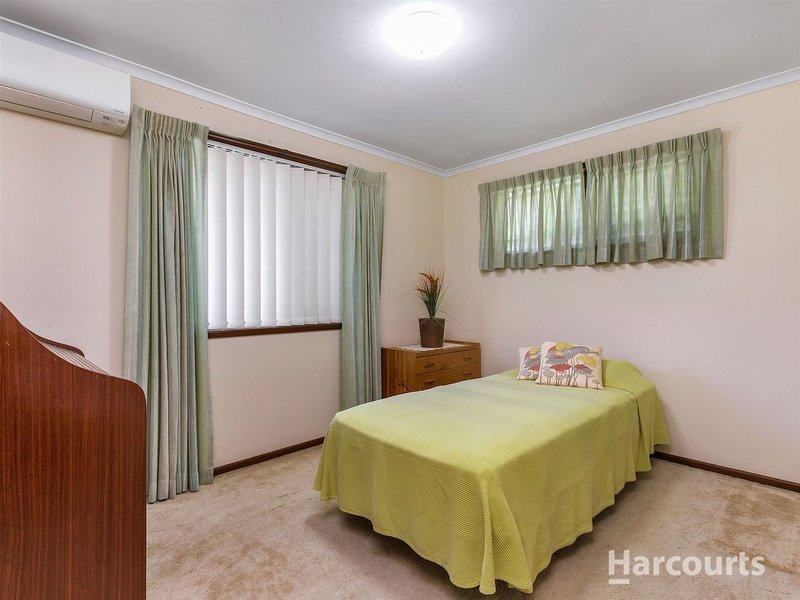 Photo - 25 Brahms Ct , Strathpine QLD 4500 - Image 8