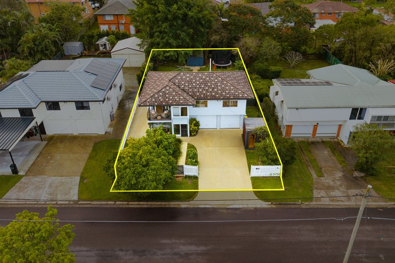Photo - 25 Brelox Street, Chermside West QLD 4032 - Image 3