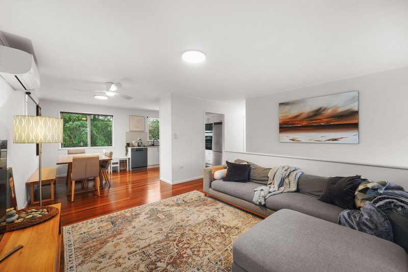 Photo - 25 Brelox Street, Chermside West QLD 4032 - Image 5