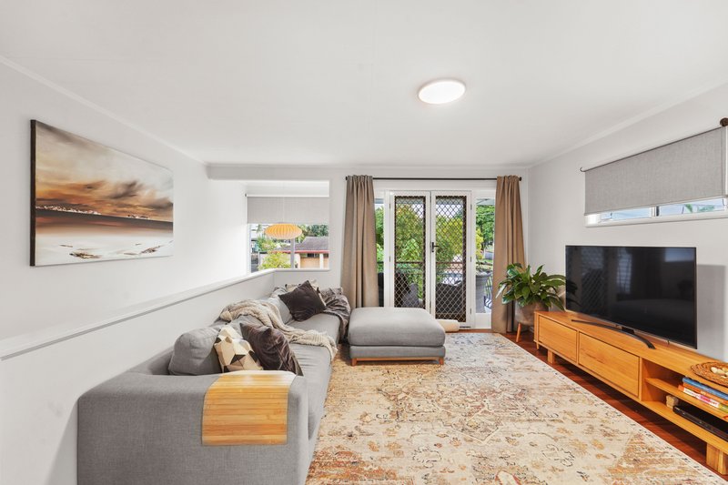Photo - 25 Brelox Street, Chermside West QLD 4032 - Image 6