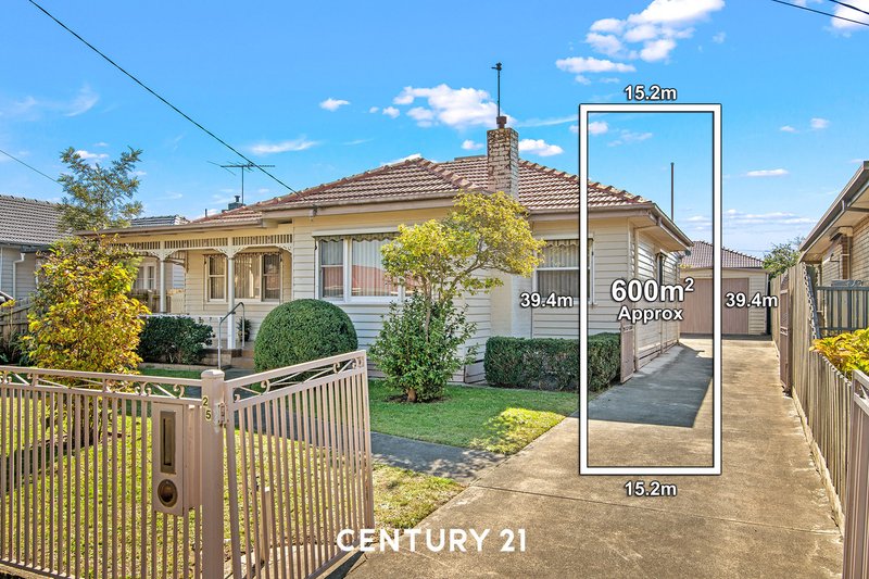 25 Brentwood Close, Clayton South VIC 3169