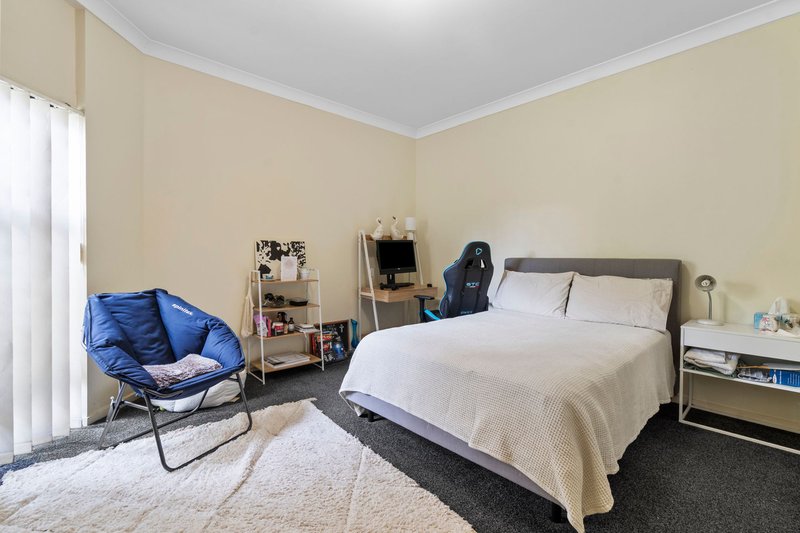 Photo - 2/5 Brittney Court, Ashmore QLD 4214 - Image 11