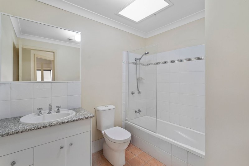 Photo - 2/5 Brittney Court, Ashmore QLD 4214 - Image 14