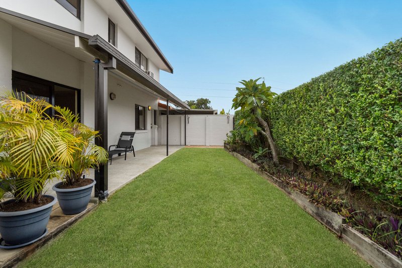 Photo - 2/5 Brittney Court, Ashmore QLD 4214 - Image 17