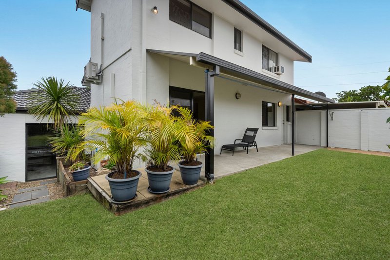 Photo - 2/5 Brittney Court, Ashmore QLD 4214 - Image 18