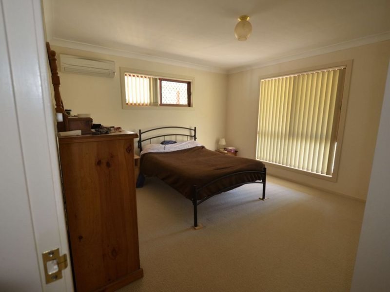 Photo - 25 Brushbox Crescent, Yarravel NSW 2440 - Image 22