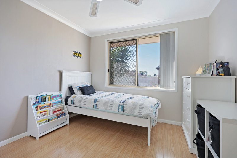 Photo - 25 Bujan Street, Glenmore Park NSW 2745 - Image 9