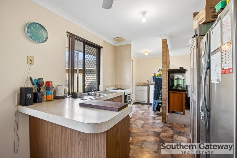 Photo - 25 Burnside Way, Waikiki WA 6169 - Image 7