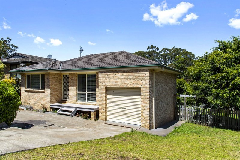 25 Bushland Avenue, Mollymook NSW 2539