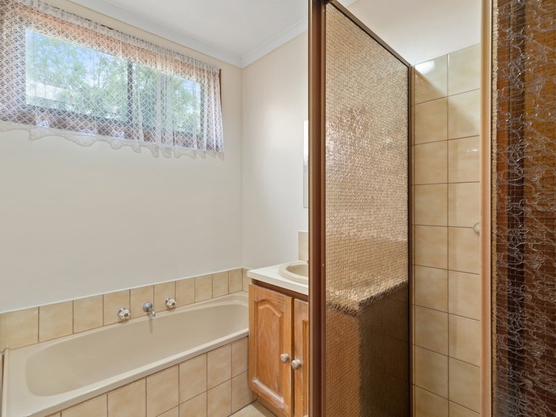 Photo - 2/5 Butler Street, Seymour VIC 3660 - Image 8