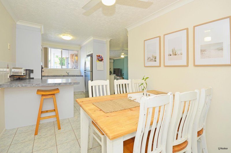 Photo - 2/5 Cabana Court, Banora Point NSW 2486 - Image 3