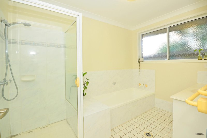 Photo - 2/5 Cabana Court, Banora Point NSW 2486 - Image 7