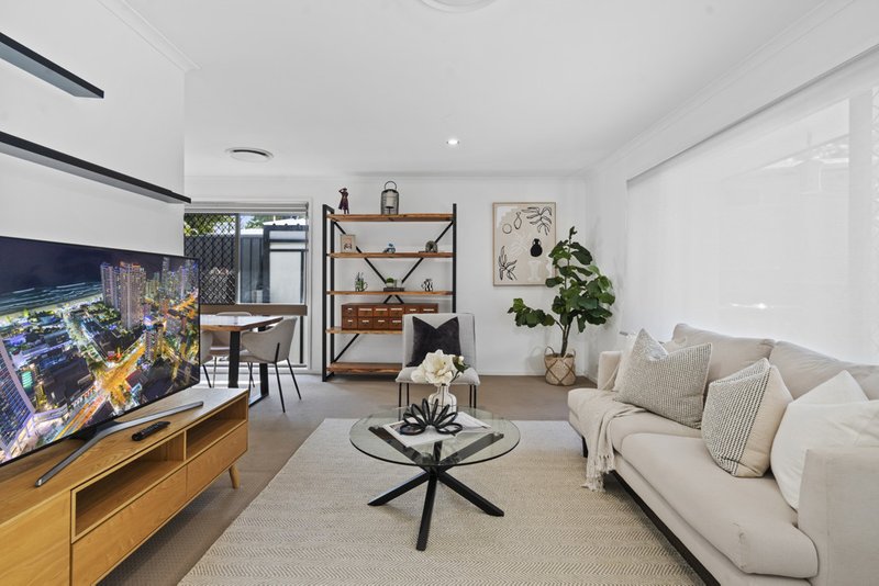 Photo - 25 Cabernet Crescent, Thornlands QLD 4164 - Image 5