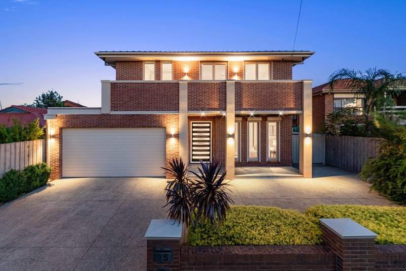 25 Cabinda Drive, Keysborough VIC 3173