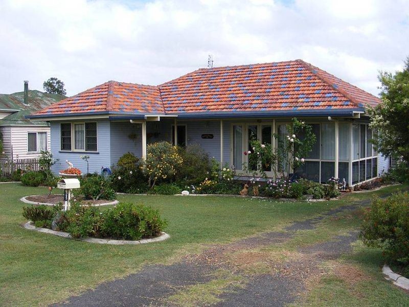 Photo - 25 Cadell Street, Wondai QLD 4606 - Image