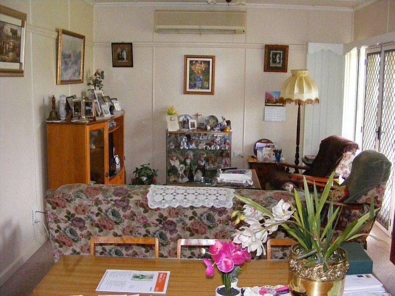 Photo - 25 Cadell Street, Wondai QLD 4606 - Image 4