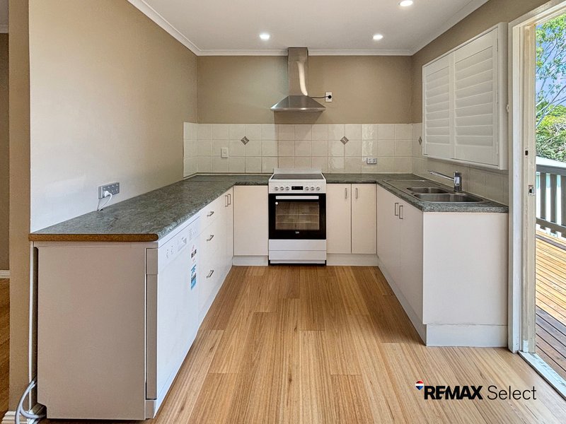 Photo - 25 Cahill Crescent, Rural View QLD 4740 - Image 5