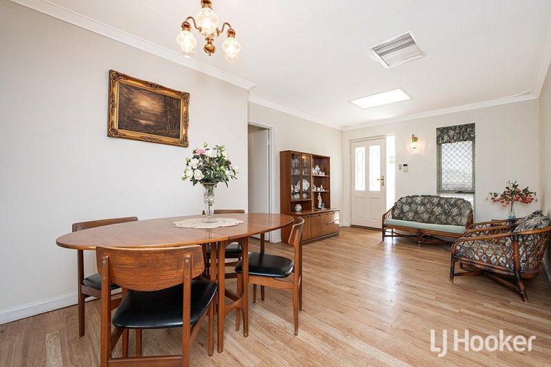 Photo - 25 Camberley Street, Thornlie WA 6108 - Image 5