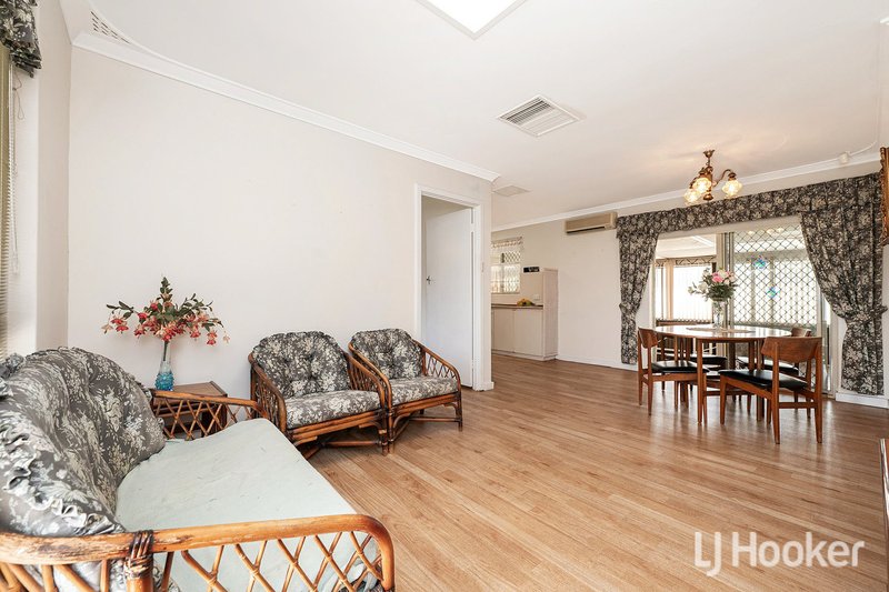 Photo - 25 Camberley Street, Thornlie WA 6108 - Image 7