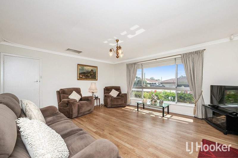 Photo - 25 Camberley Street, Thornlie WA 6108 - Image 10