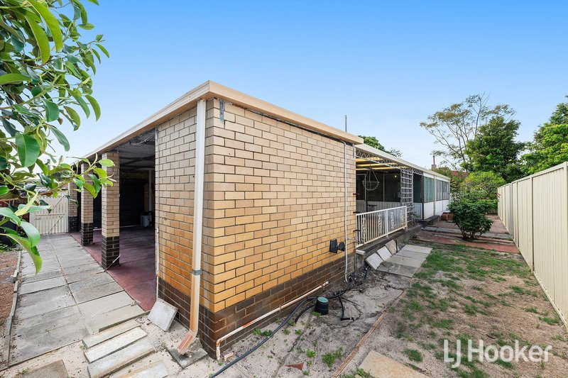 Photo - 25 Camberley Street, Thornlie WA 6108 - Image 21