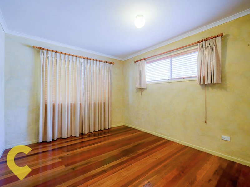 Photo - 25 Camelia Avenue, Logan Central QLD 4114 - Image 6