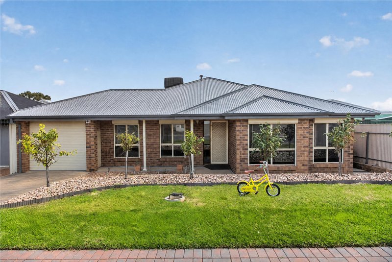 Photo - 25 Camelot Drive, Blakeview SA 5114 - Image 1