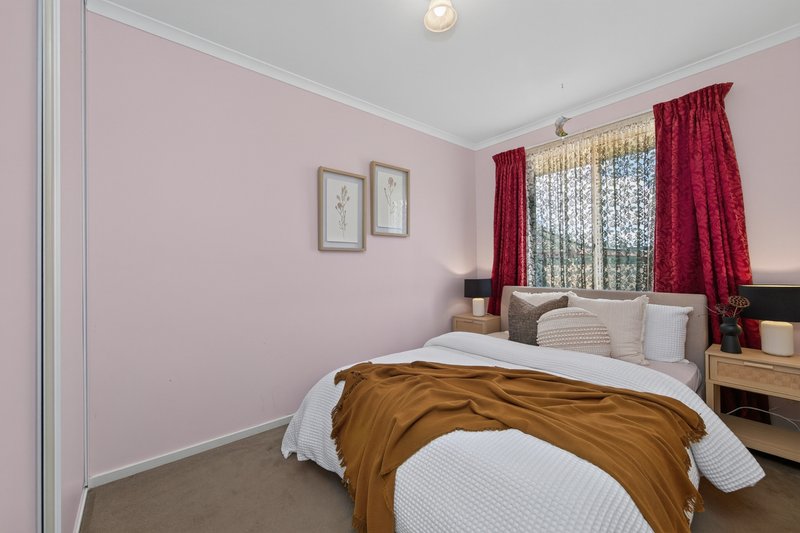 Photo - 25 Camelot Drive, Blakeview SA 5114 - Image 10
