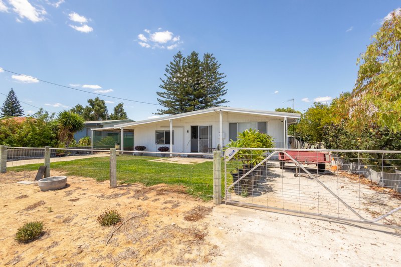 Photo - 25 Cameron Street, Jurien Bay WA 6516 - Image 1
