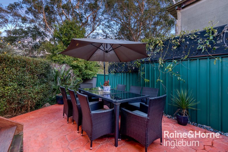 Photo - 25 Canberra Crescent, Campbelltown NSW 2560 - Image 15