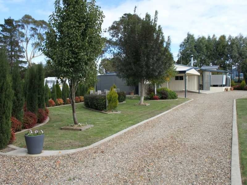 25 Carabost Street, Tumbarumba NSW 2653